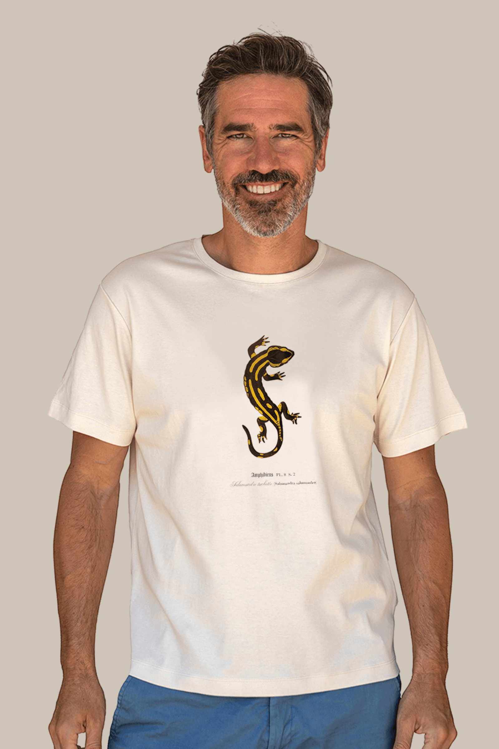 Gilles portant un T-shirt Fanatura mixte salamandre taille M