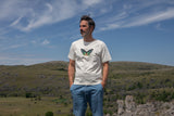 Gilles sur le causse Méjean (48) portant un T-shirt Fanatura mixte papillon taille M