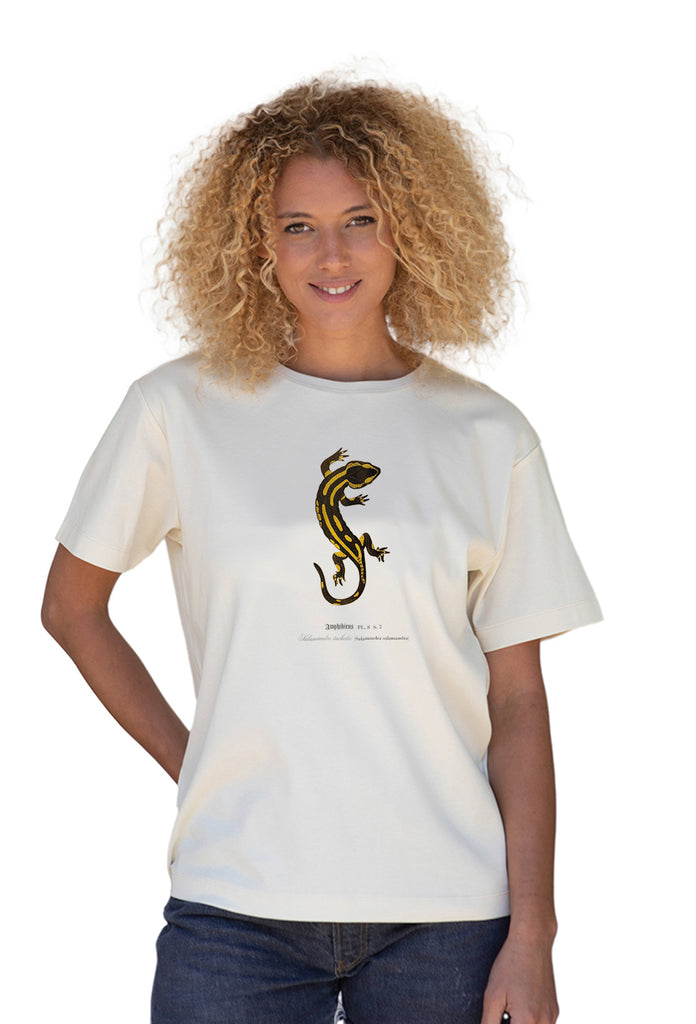 Marjorie portant un T-shirt Fanatura mixte salamandre taille S